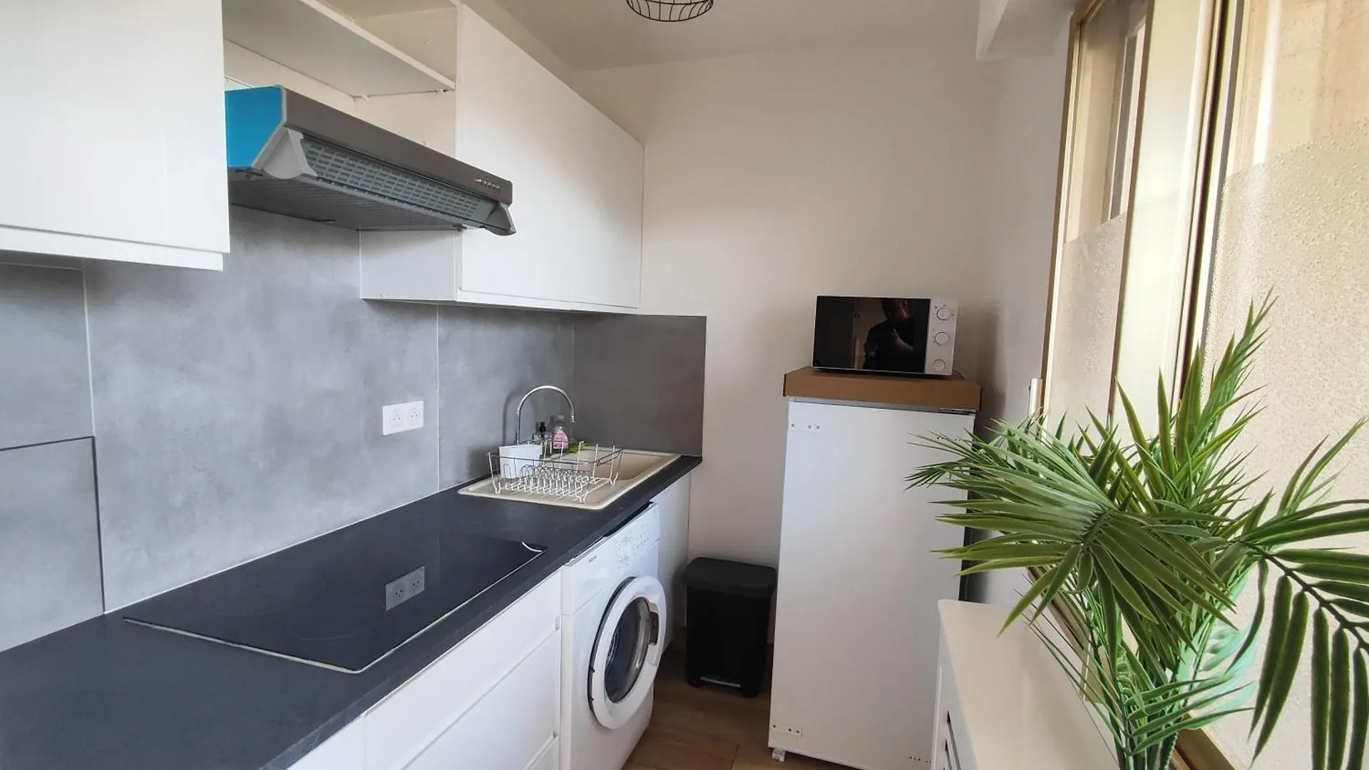 Studio Proche Plage Juan Les Pins Apartment Antibes
